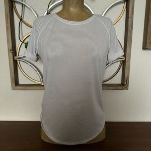 Lululemon Tie back shirt